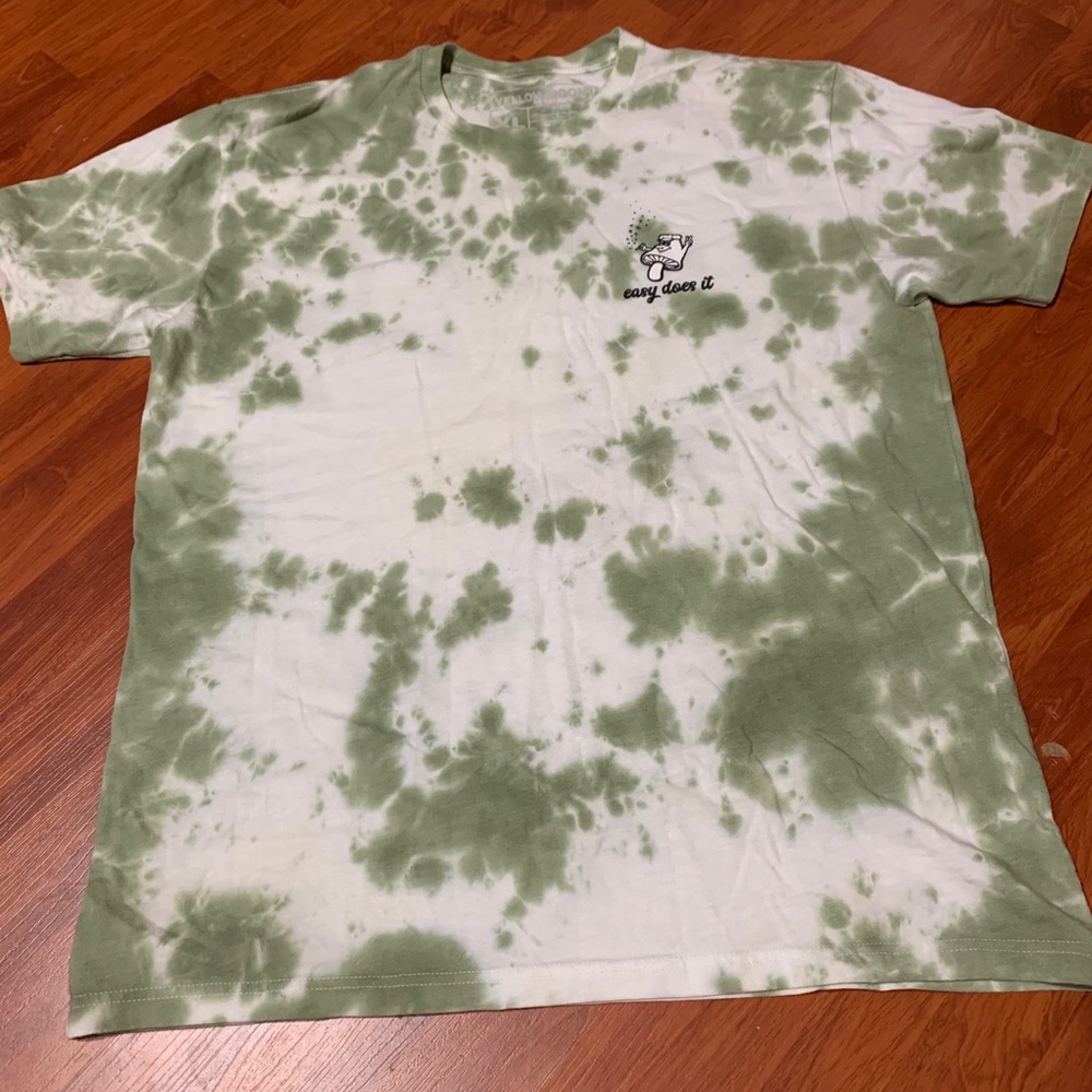 Graphic tee